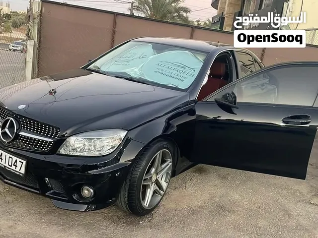 مرسيدس بنز الفئة-C 200 2009 مستعملة بحالة ممتازة مع مواصفات أمريكية
