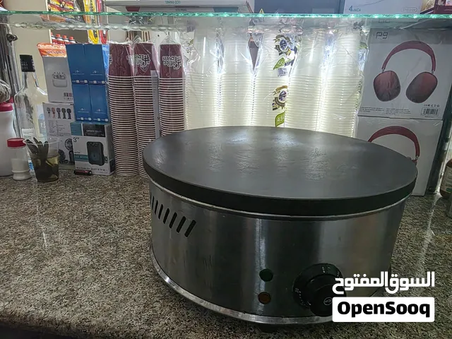 صانعة كريب شبه جديدة ستال ستيل