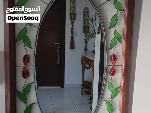 لوحات معتقه عدد 2 شغل يدوى مع مرايه بالوسط