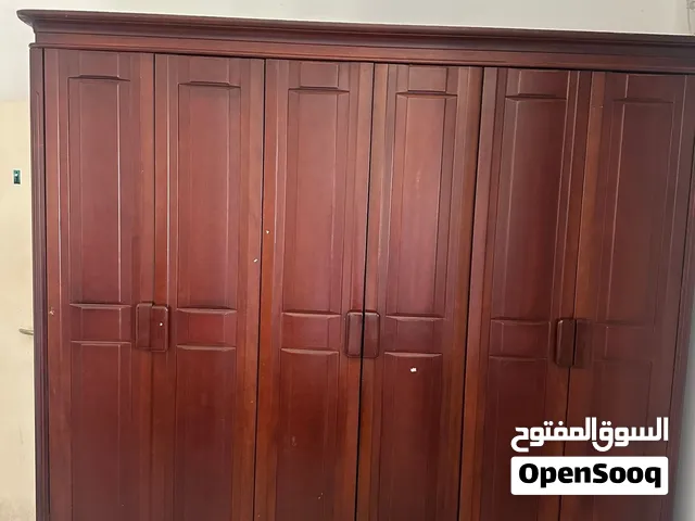 غرفة نوم بحالة ممتازة