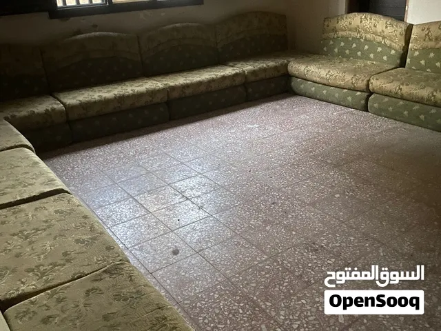 جلسة عالية لوح