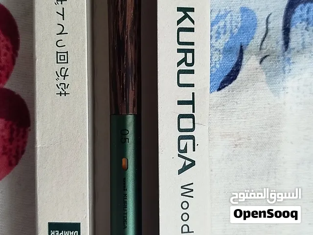 قلم Uni Kuru Toga Wood, 0.5mm Mechanical Pencil, Auto Lead Rotation, Wooden Grip and Metal Body, For