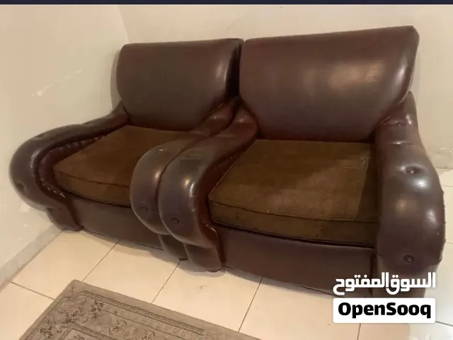 كنب للبيع جلد