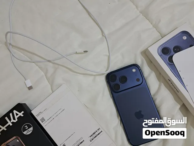 هاتف ايفون 17 برو جديد حاله الوكاله بدون اي خدوش الجوال لم يستعمل الا اربعه اشهر والاستعمار خفيف جد
