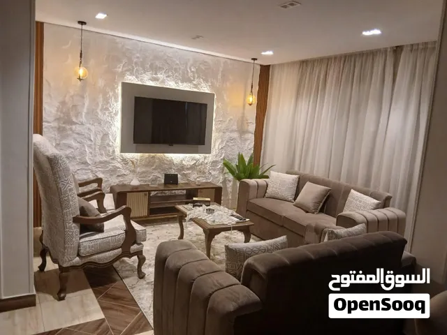 شقة مفروشة في الشيراتون ايجار يومي وشهري أمان وهادية شبابية وعائلات فندقية مكيفة