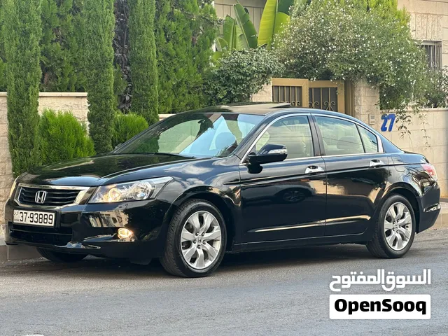 هوندا أكورد 2009 فل إضافات فحص كامل وارد الوكالة لون اسود بحالة ممتازه مالك شخصي من النبر