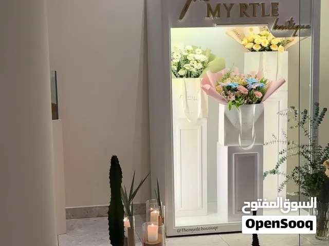 بوث ورد فاخر للبيع – جاهز للاستخدام