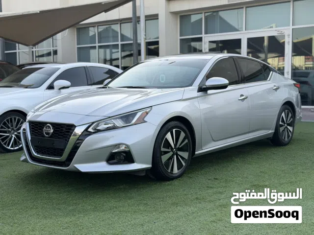 2019 نيسان التيما SV