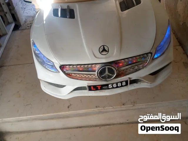سياره اطفال