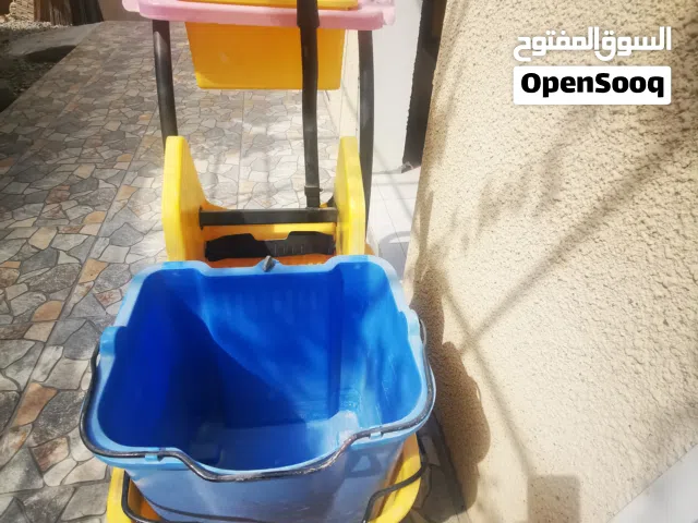 عربة أدوات تنظيف ماركة