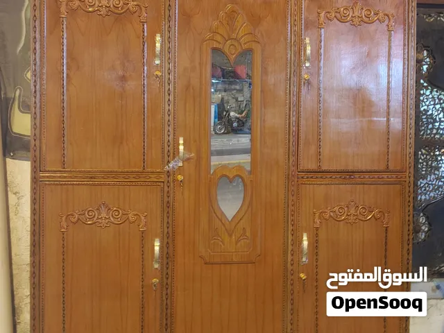 كنتور لبيع كلش نضيف وجديد مامستعمل لحك علي سعر كلش مناسب 250وبي مجال تصل عله رقم