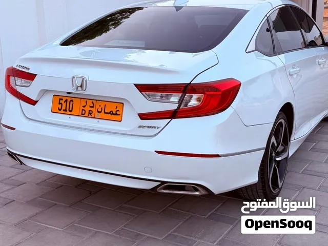 هوندا اكورد سبورت 1.5 موتر نظيف جدا حادث بسيط ف الخلف الموتر نظيف جدا جدا سبب البيع التغير