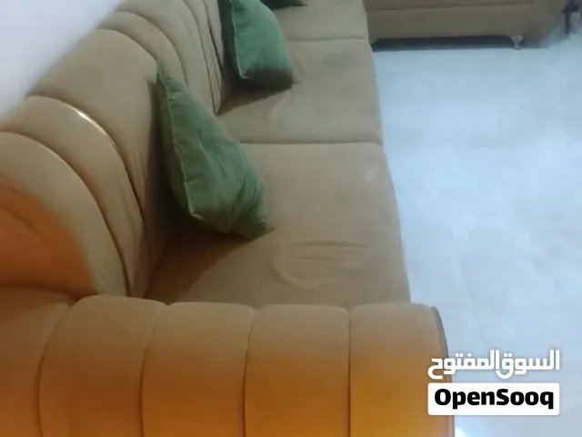 جلسة للبيع شبه جديدة