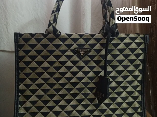 Black Prada for sale  in Zarqa