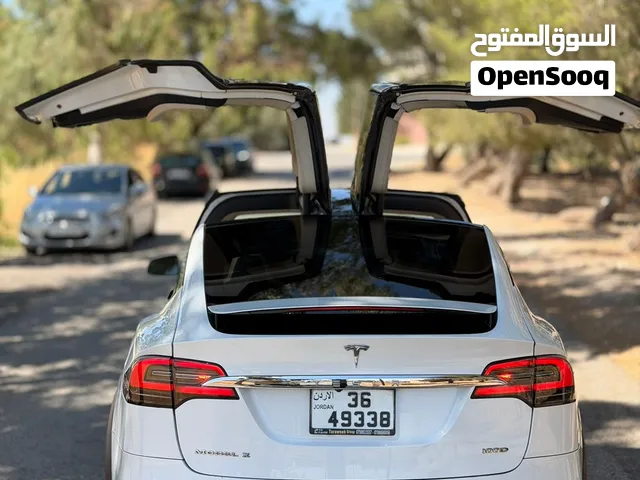 تسلا موديل x للبيع بسعر مغري