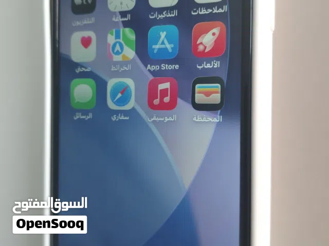 آيفون 11 ذاكرة 64 قيقا لون أبيض