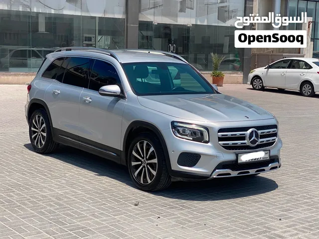 Mercedes Benz GLB-200 / 2021 (Silver)