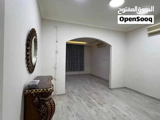 استديو كبير في الجاهلي شامل ماء وكهرباء و إنترنت