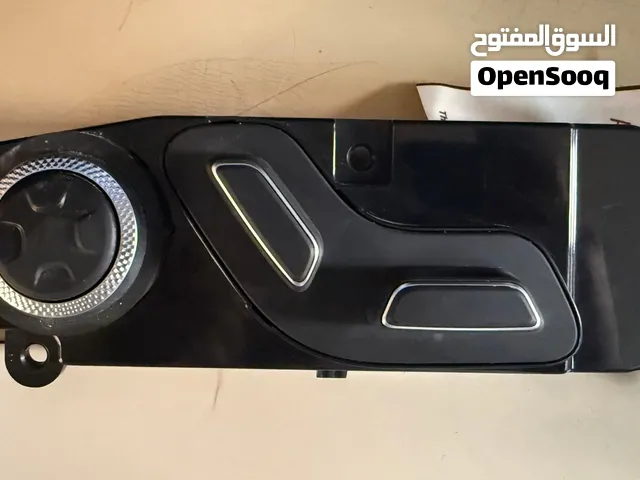 تحكم وعقل مقعد الراكب (كشن الصدر ) جينيسيس gv80