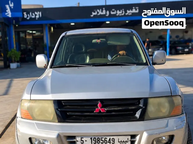 متشي باجيرو محرك 35 فيها تفطفيطة في المحرك رباعي مفصول من المالك الاول