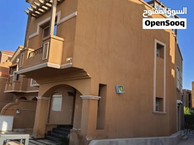 355 m2 4 Bedrooms Villa for Sale in Cairo Fifth Settlement