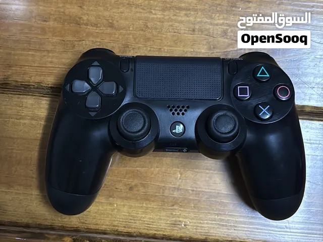 ايد بلايستيشن 4 اصلية