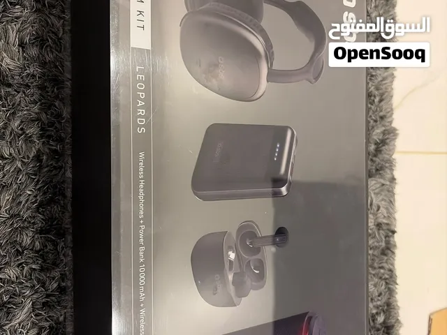 SBS PREMIUM KIT LEOPARD BOX ALL DEVICES INCLUDED POWEBANKSPEAKEREARBUDSHEADPHONES