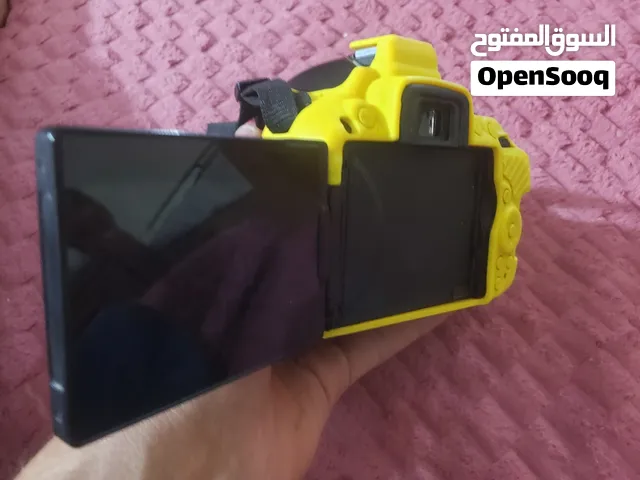كاميرا نيكون 5300 مستخدمه شهر توصيل ماعندي