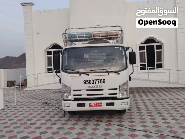 شاحنة نقل عام 3.5طن الى جميع مناطق السلطنة