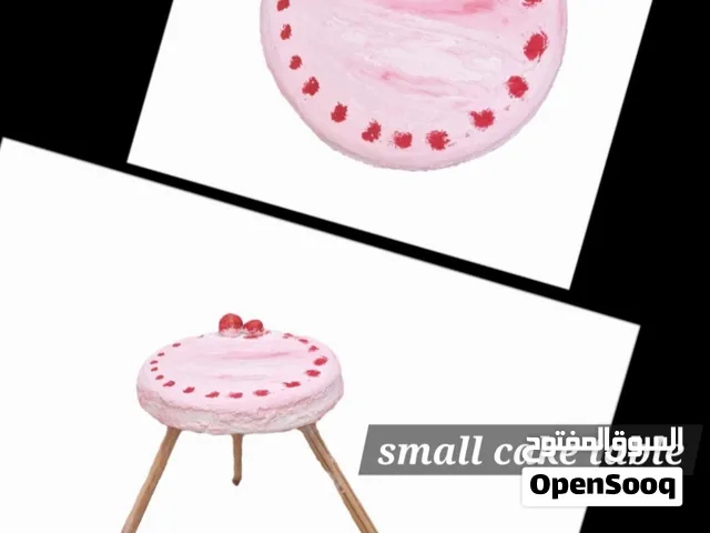 small cake table