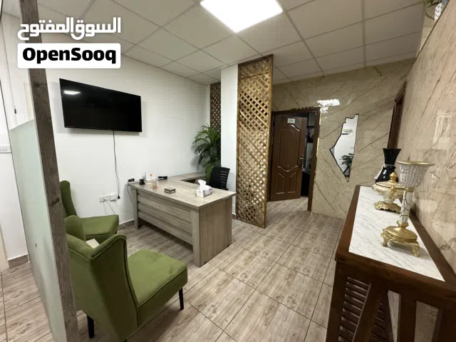 مطلوب شريك في مشروع شركة تجارة قائمة في المملكة الاردنية