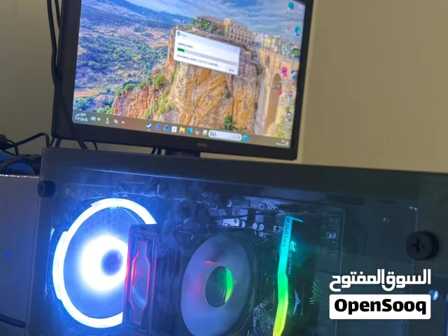 للبيع pc يصلح للعب ولي دراسه