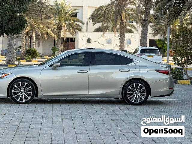 لكسز ES350 مميزة