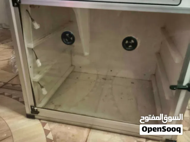 فقاسة البلدة سعة 196 بيضة