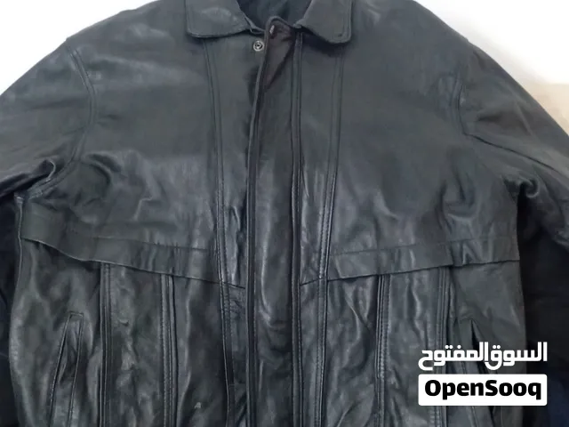 جاكيت جلد صناعه مصريه بوضع جيد