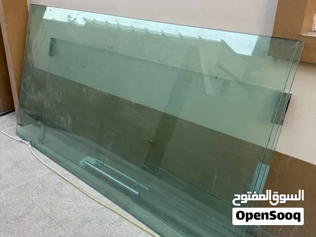 بيعه مستعجله واجهة باب زجاجي أصلي درجه أولى للبيع طول الباب 360 وعرض الباب 320