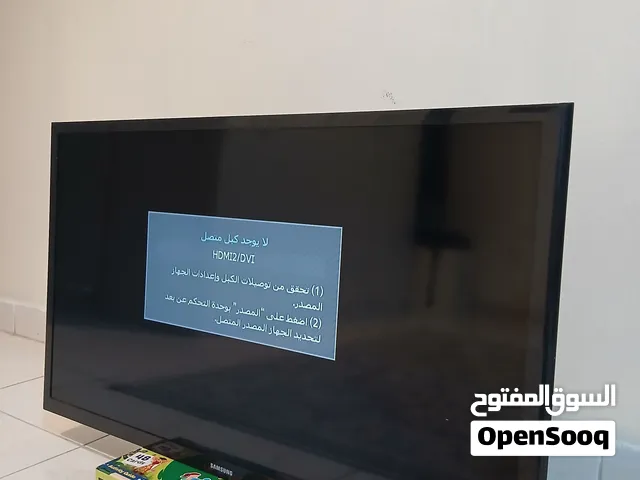 32 Samsung monitors for sale  in Sharjah
