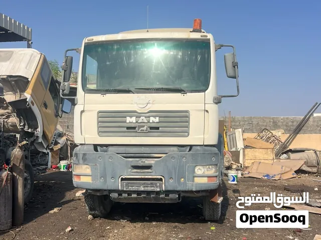 Man primemover 2006 model