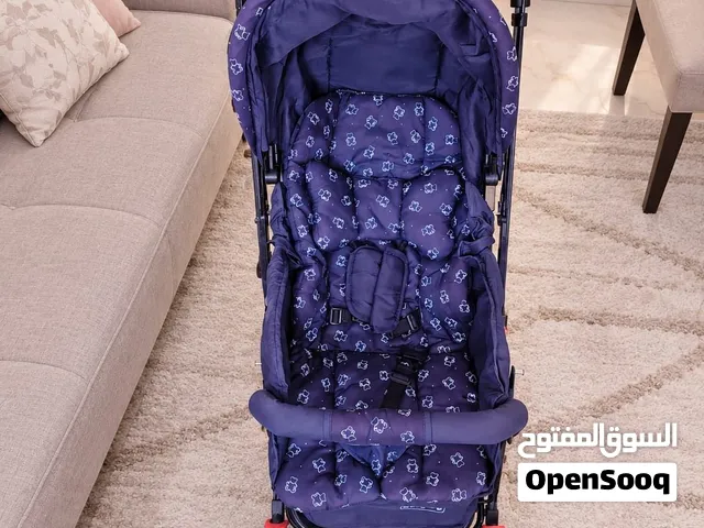 عربة أطفال