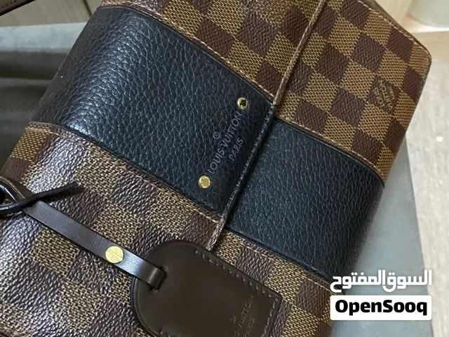 لويس فيتون اصلية بني واسود مع السير حقها 2019