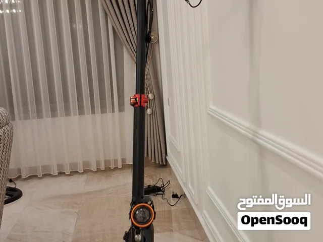 سكوتر وينر موديل 2026 وزنه 25 كيلو يمشي 45 كيلو سرعته 70 و يثبت سرعه قابل ل تفاوض وسعره مناسب جدا
