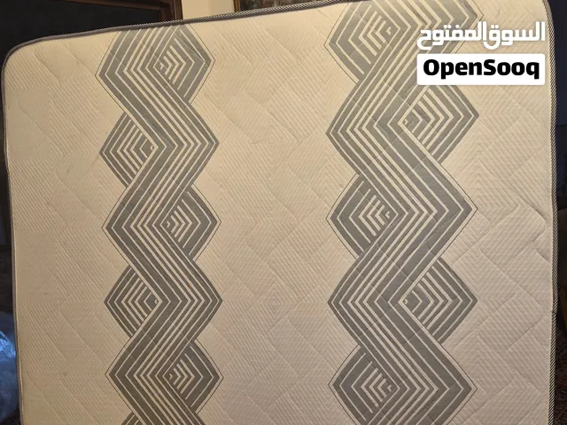 فراش زوجي الماني نشاف . مستعمل . مقاس 180 * 200 . شبه جديد للبيع