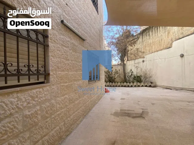 شقة أرضية مميزة للبيع في خلدا  -  قرب الموفنبيك ومطعم ورد 137م مع حديقة وترسات 100م بسعر مغري