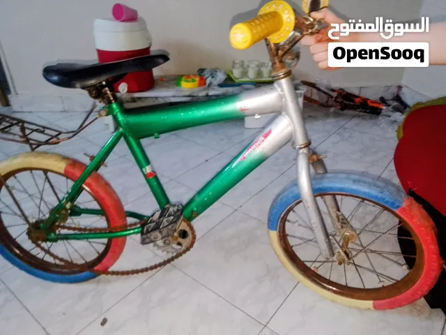 دراجه اطفال مقاس من 6حتى 12سنه بحاله جيده للبيع بسعر مناسب