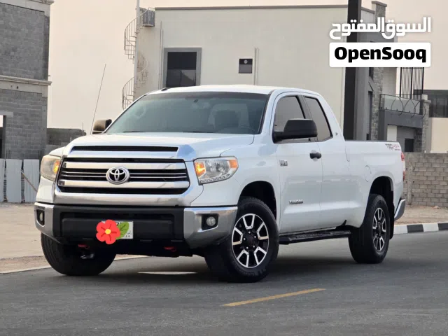 2017 Toyota Tundra SR5