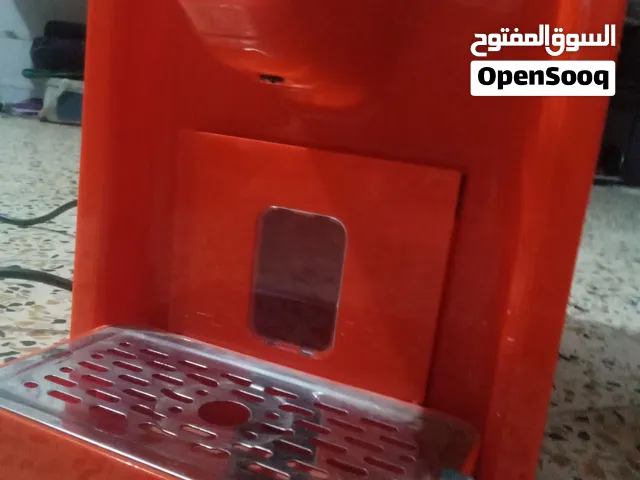 مكينه قهوا متوفر جميع الألوان ومتوفر 40 قطعه سعر الوحده 30 الف