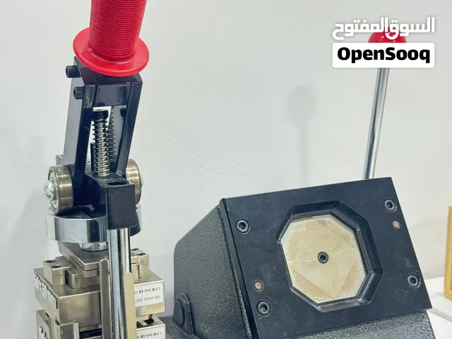 الة الصور المغناطيسية بكامل ملحقاتها
