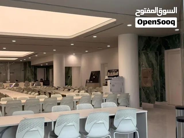 مكاتب للإيجار في حي العارض والروضة والسويدي