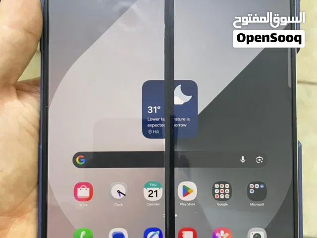سامسونج fold 6 tdra  يحتاج تصليح الشاشة الداخلية