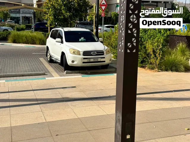 راف4خليجث مستعمل نظيف   عجمان مليكة سنه  الحاله. جيدة
